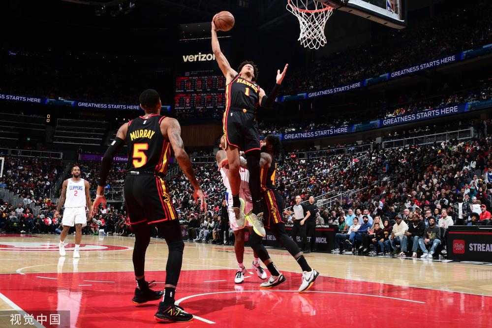 确提出了自 确提出了自