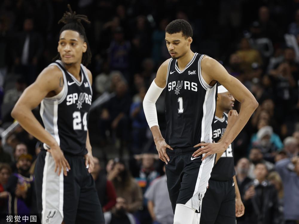 球迷们也对 球迷们也对